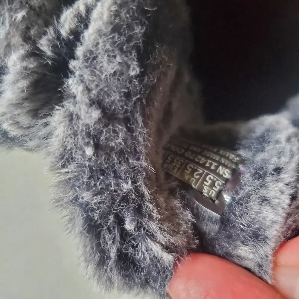 BOBs by Sketchers Womens Gray Fur trimmed Bootie Size 5.5 Csbincore Granny Boho